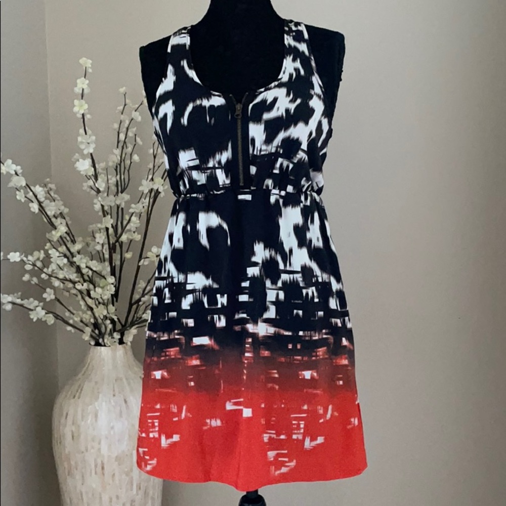 Kimchi Blue Zip Up Ombré Lace Back Dress